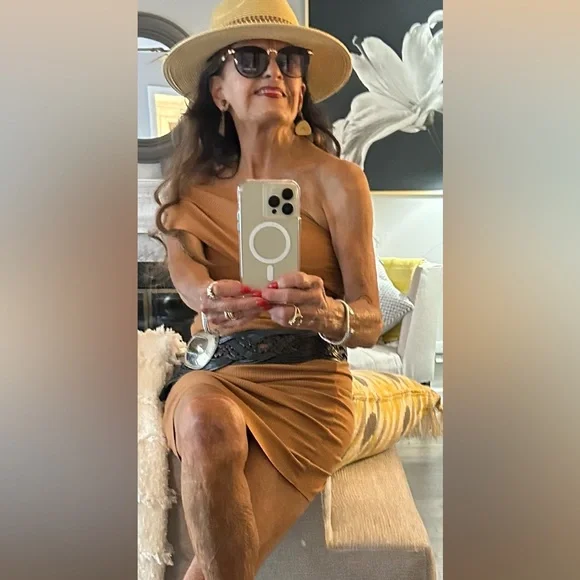 House of HARLOW 1960 One Shoulder Ribbed Dress. Size XS - Picture 7 of 13